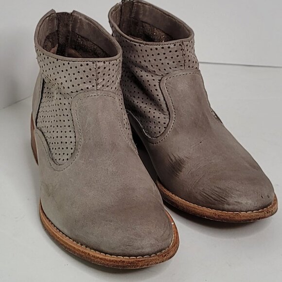 Johnston & Murphy Zip Up Booties - Picture 3 of 9